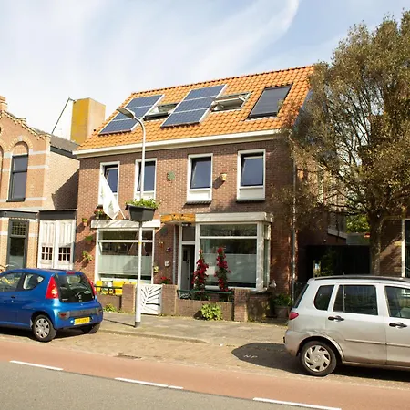 La Vida Bed & Breakfast 3*