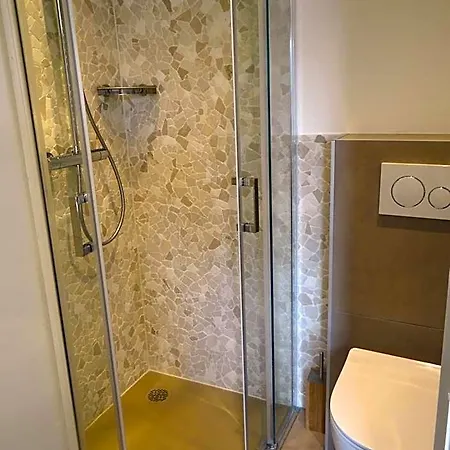 La Vida Bed & Breakfast 3*