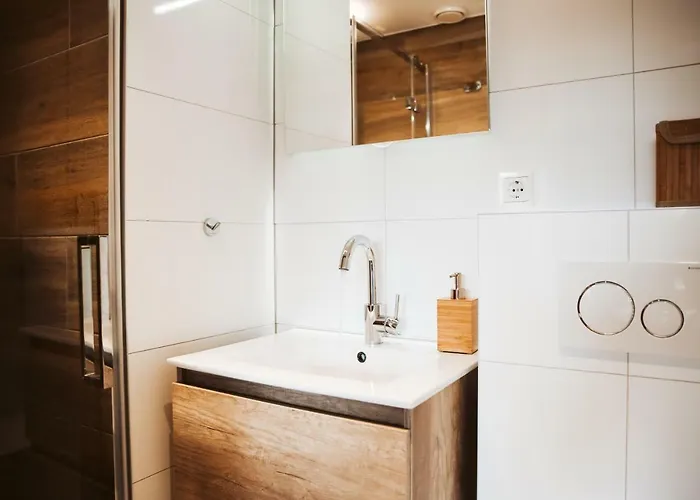 La Vida Bed & Breakfast 3*